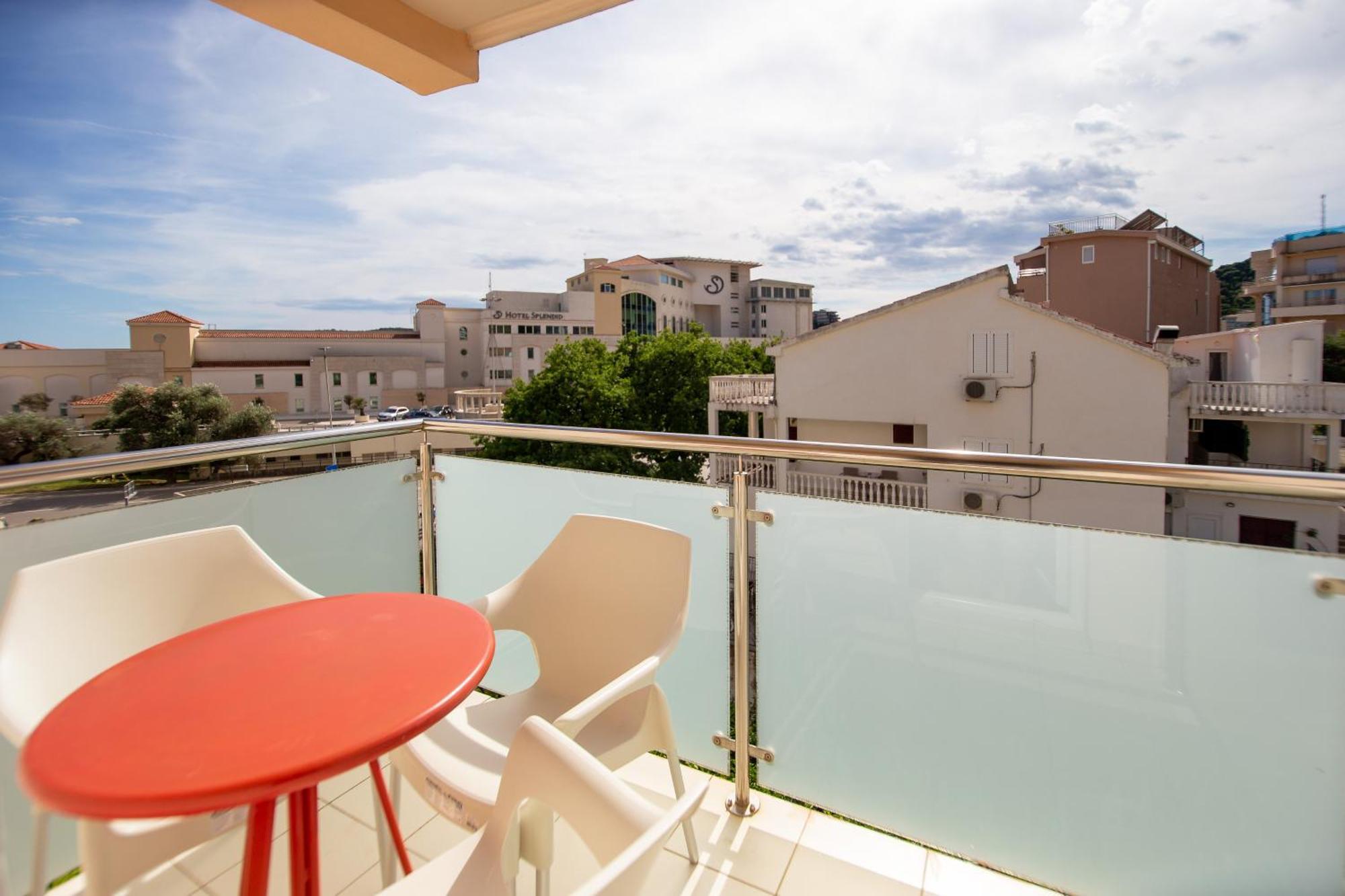 Apartmani Becici الغرفة الصورة