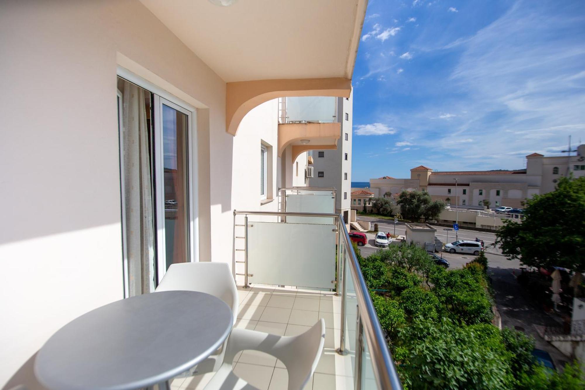 Apartmani Becici المظهر الخارجي الصورة