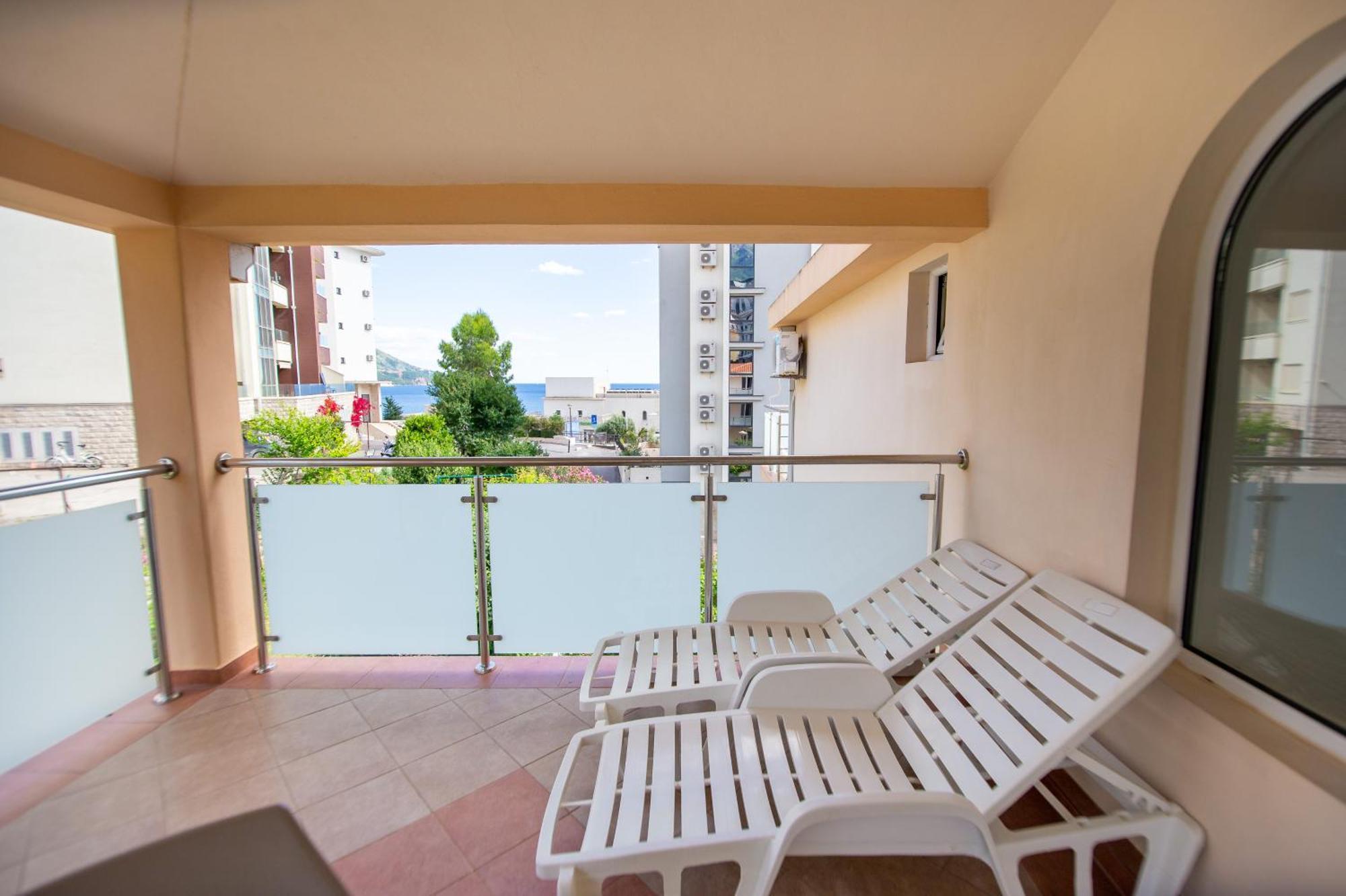 Apartmani Becici المظهر الخارجي الصورة